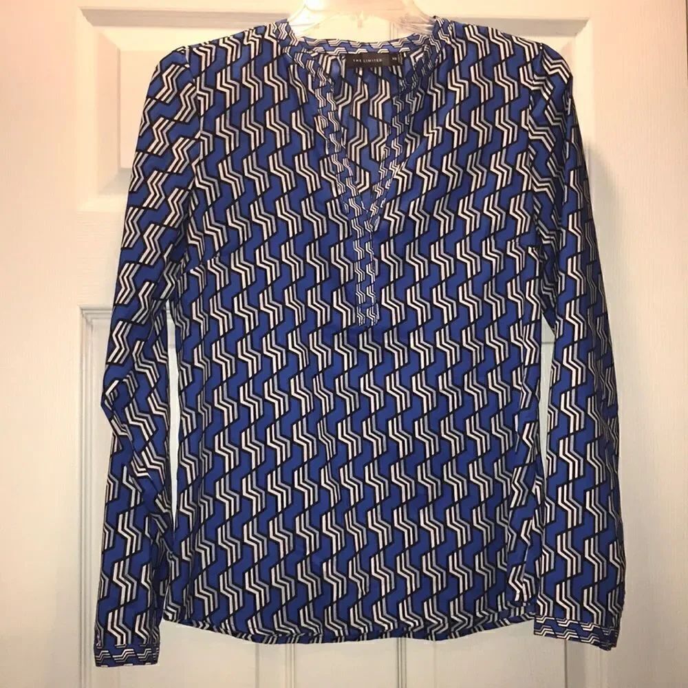 (5/$25) The Limited Blue Geometric Print Blouse
